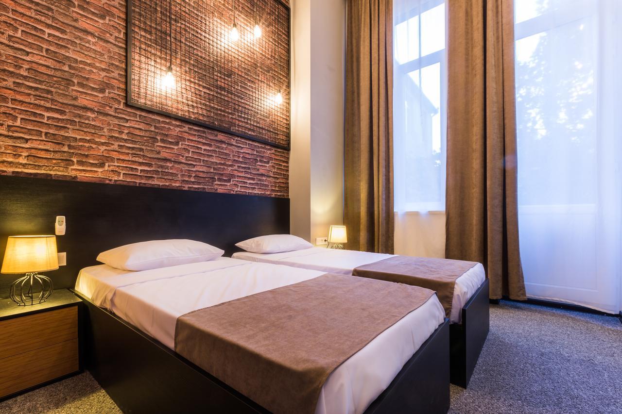 Tbilisi Times Hotel ภายนอก รูปภาพ