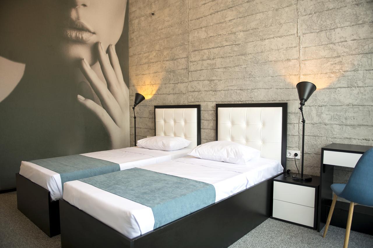 Tbilisi Times Hotel ภายนอก รูปภาพ