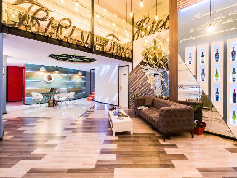 Tbilisi Times Hotel ภายนอก รูปภาพ